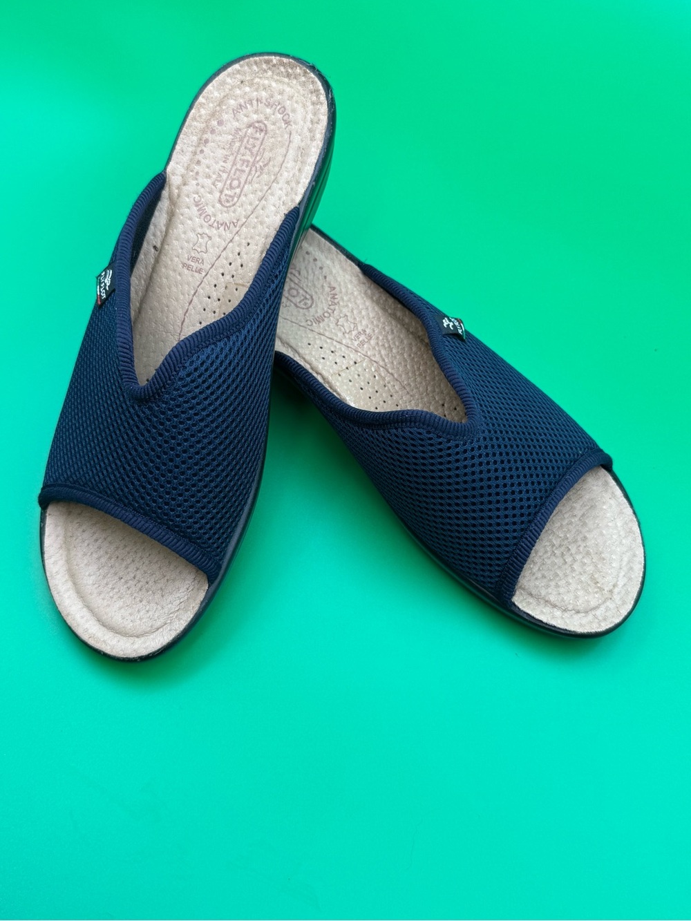 Fly Flot Navy Solid Women’s Slide Sandals Comfort Logo Slip-On US 9